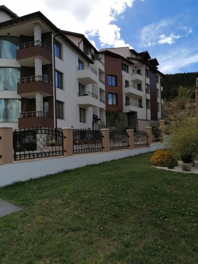 Арт Мезонет Salem Διαμέρισμα Βέλινγκραντ Εξωτερικό φωτογραφία